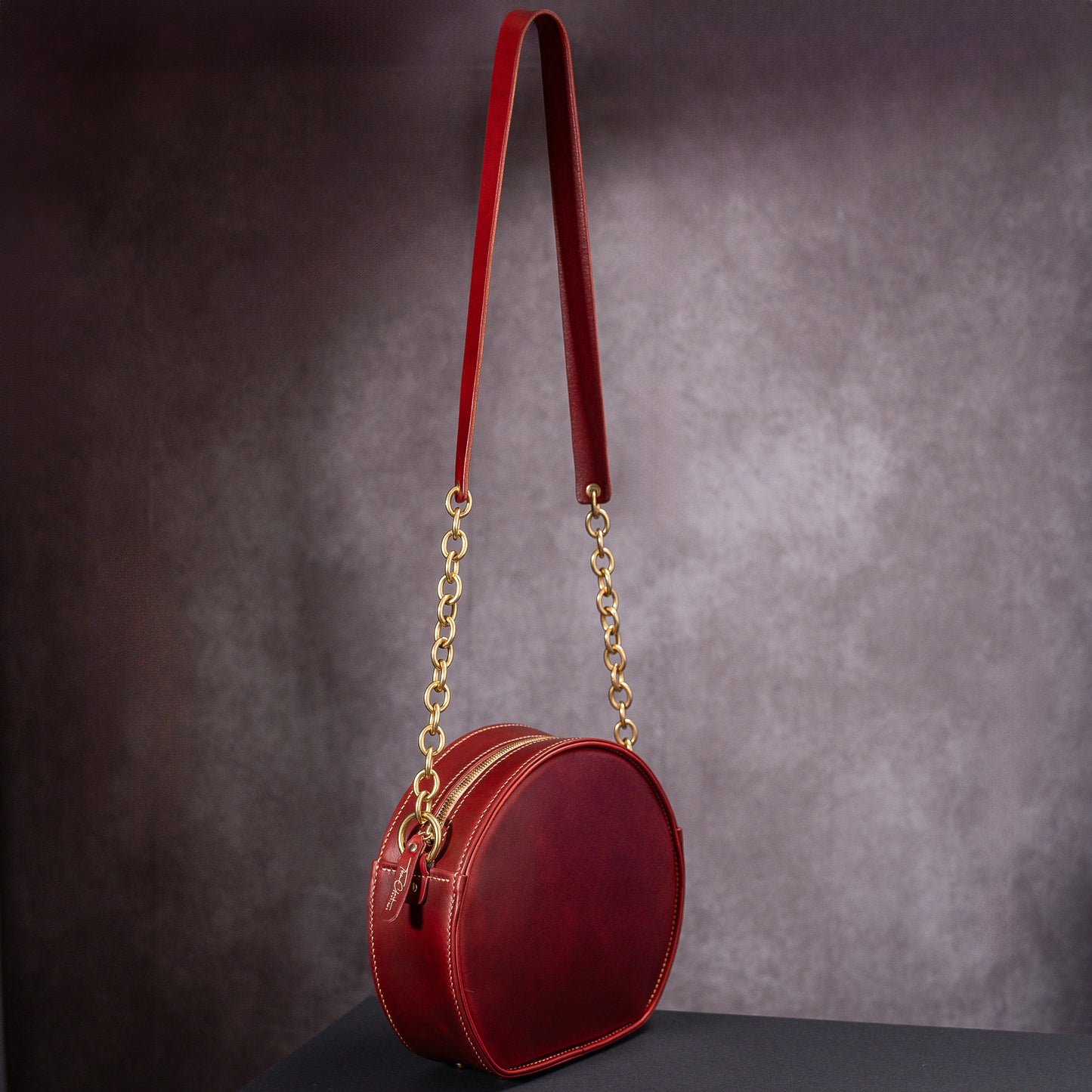 London Chic Cross Bag - Iconic Red Leather