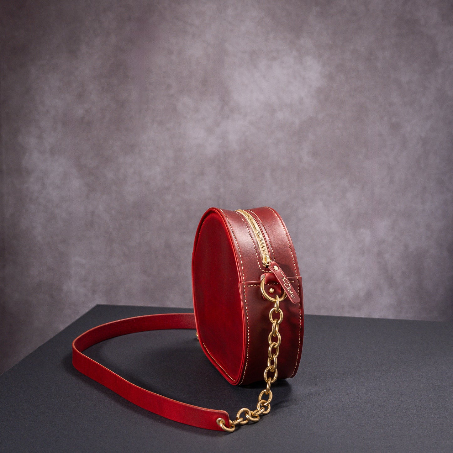 London Chic Cross Bag - Iconic Red Leather