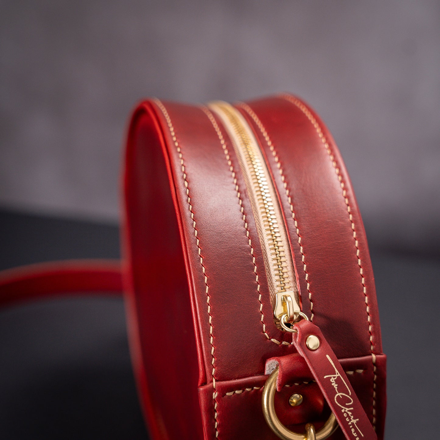 London Chic Cross Bag - Iconic Red Leather